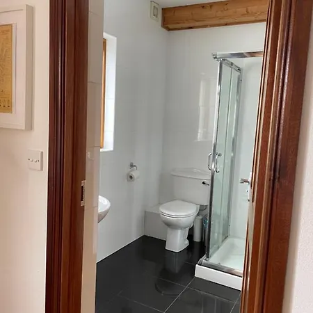 Carraig * Derreen West